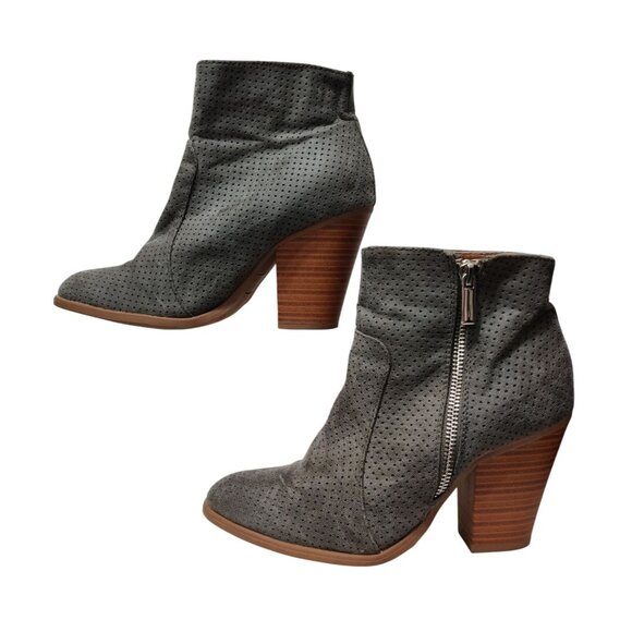 JustFab 7 Womens Gray Ankle Boots Perforated Faux Suede Block Heel Zip Booties - Picture 3 of 12